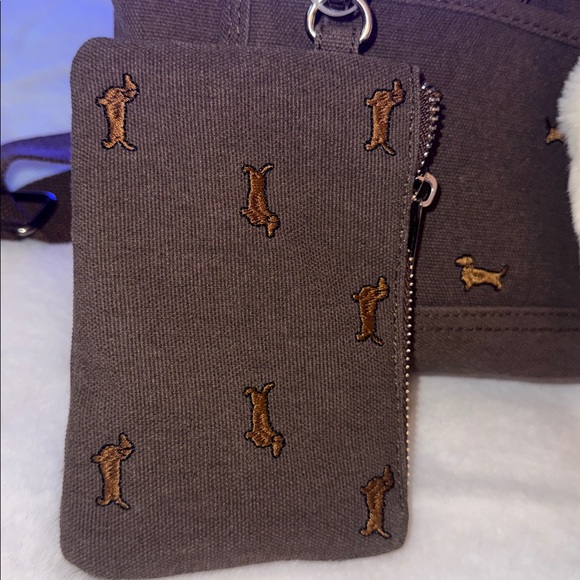 MADDEN GIRL Brown Mini Dachshund Tote - Picture 4 of 11